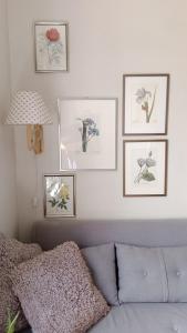 Appartements PARIS AUTHENTIC HOUSE Small, bright and calm studio : photos des chambres
