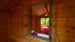 Robinzonski turizam "Robin` s Hood"