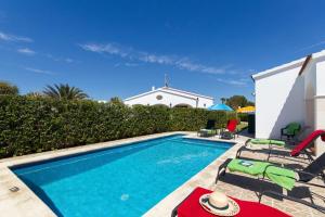 Villa Avellano by Villa Plus