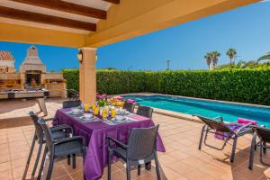 Villa Tamarell by Villa Plus