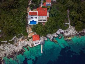 Villa Ragusea With a Private Beach