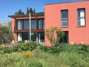 Belle chambre avec vue dans maison d'architecte - Pujaut