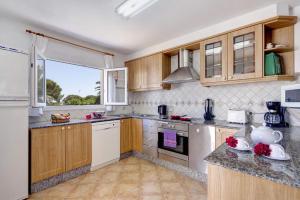 Villa Fernando by Villa Plus