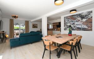 Luxury Apartment Maravic with Private Pool