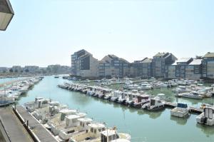 Maisons de vacances Triplex avec jardinet - wifi - a 400m de la plage : photos des chambres