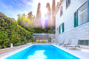 Stone Villa Majestic w Pool - Split Center