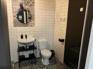 4 STARS APARTMENTS Near Airport