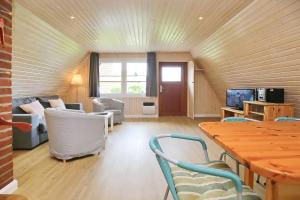 An der Steilküste Finnhütte 03