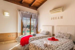 Villa Simona by Villa Plus