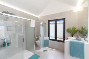 Villa JJ Beach by Villa Plus