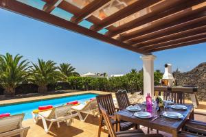 Villa Yaiza by Villa Plus