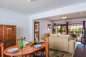 Villa Iko by Villa Plus