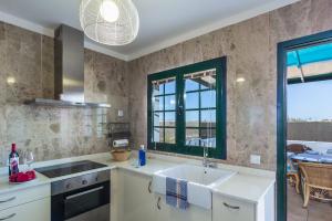 Villa Marnie by Villa Plus