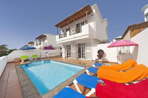 Villa Tabaiba by Villa Plus