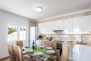 Villa Palmera by Villa Plus