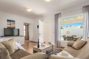 Villa Palmera by Villa Plus