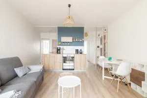 Les pieds dans l'eau à Saint-Gilles-Croix-de-Vie - Le Sablais