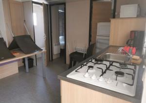 Campings Mobil-Home 6 Places (3 chambres) tout equipe : photos des chambres