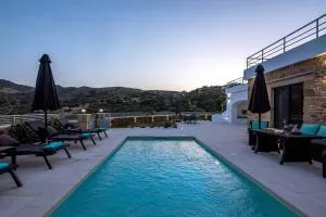 White House Boutique - Koukounarás