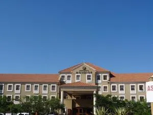Peermont Mondior Hotel - Gaborone