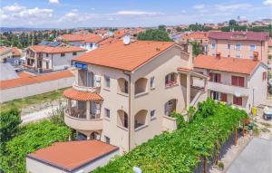 1 Bedroom Lovely Apartment In Medulin