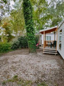 Campings Camping domaine des iscles - Mobil-Home : photos des chambres