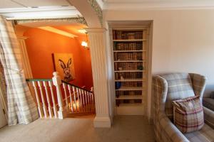 3, The Dolphin, 49 Quay Street - Stunning apartment - Quintessential - Quay views - Sleeps 2-4 people