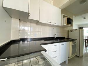 NVR62B - Quadra Mar, Sacada, 2 Dorm, Climatizado