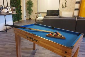 LOFT SALLE FITNESS BILLARD RERC VIDEOPROJECTEUR