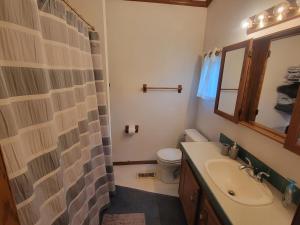 Camp Not Found - 3 Queen Bedrooms by the lake