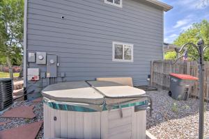 Convenient Longmont Home with Hot Tub and Sauna!