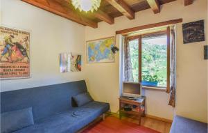 1 Bedroom Gorgeous Home In Pezzoro