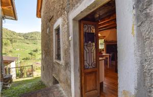 1 Bedroom Gorgeous Home In Pezzoro