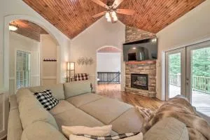 Bring Your Dog Blue Ridge Mountain Sanctuary! - Rominger