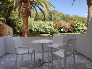Triple Room with Garden View room in Kyriaki Hotel