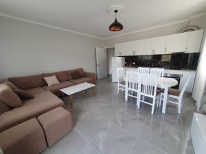 Gimi Apartments Shengjin