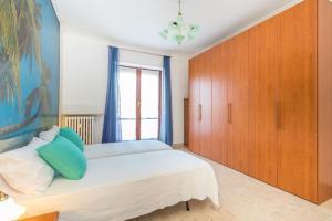 MERCADANTE FAMILY APARTMENT
