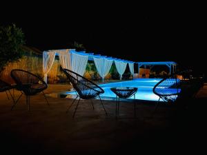 Apartment with Pool View  room in Family Village Santorini