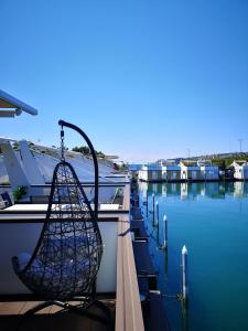 Floating sea house - VITAL LUX