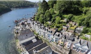 The Slipway Fowey Harbour Parking 1 Min & Garden