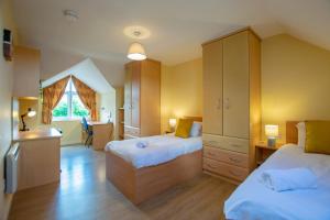 137 - The Townhouse at Gort Na Coiribe By Shortstays