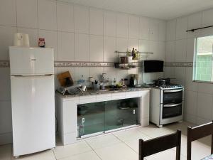 Lumiar casa solar churrasqueira com 3 quartos sendo um suíte arejada, jardim a 700m do centro