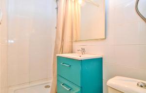 Appartements Beautiful Apartment In Remoulins With Wifi : photos des chambres