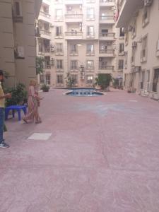 Cleopatra Resort F16