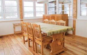 3 Bedroom Lovely Home In Dalum