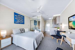 Studio 8 on Waterson