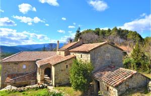 Maisons de vacances Amazing Home In Bordezac With 4 Bedrooms, Outdoor Swimming Pool And Private Swimming Pool : photos des chambres