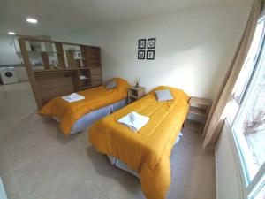 Happy Guest Apart 50