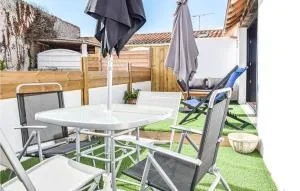 Nice Apartment In Noirmoutier-En-Lîle - 巴尔巴特尔