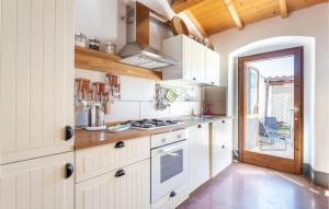 3 Bedroom Beautiful Home In Milis img15
